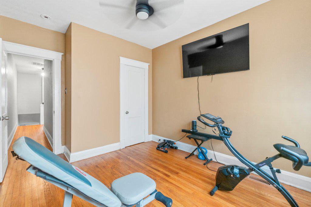 4117 Granite Road Baltimore, MD 21206 - Photo 24 of 38 3rd bedroom currently being used as a gym.