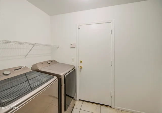 a view of utility room