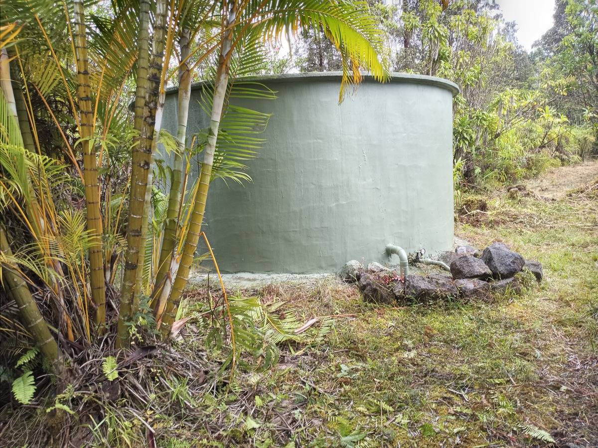 16-1404 Hopue Road Mountain View, HI 96771 - Photo 24 of 28 a bathroom with a shower