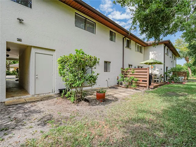 $1,800 | 1057 6th Avenue, Unit B7, Vero Beach, FL 32960