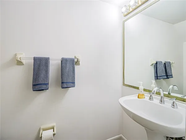 $1,800 | 1057 6th Avenue, Unit B7, Vero Beach, FL 32960