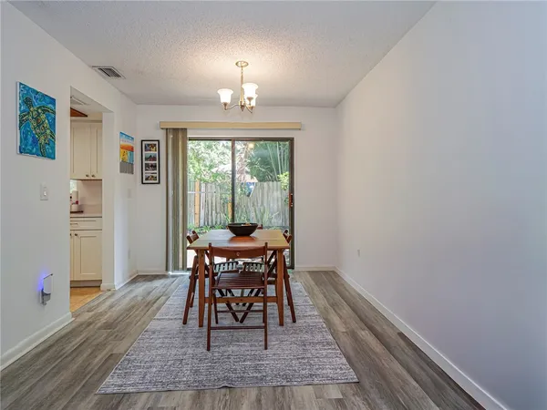 $1,800 | 1057 6th Avenue, Unit B7, Vero Beach, FL 32960