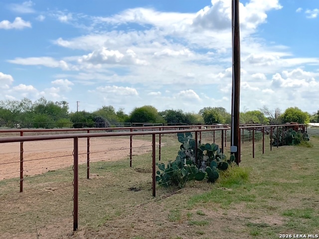 205 Western Avenue Leming, TX 78050 - Photo 7 of 32 Gallery Image 7