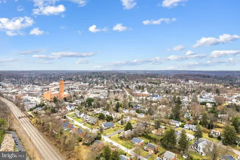 an aerial view of multiple house