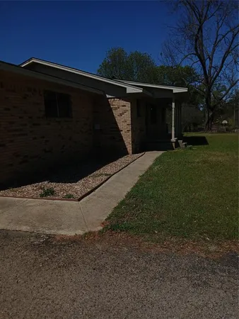 $1,650 | 614 County Road 2110, Pittsburg, TX 75686