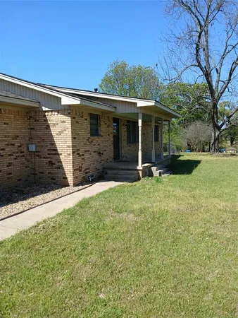 $1,650 | 614 County Road 2110, Pittsburg, TX 75686