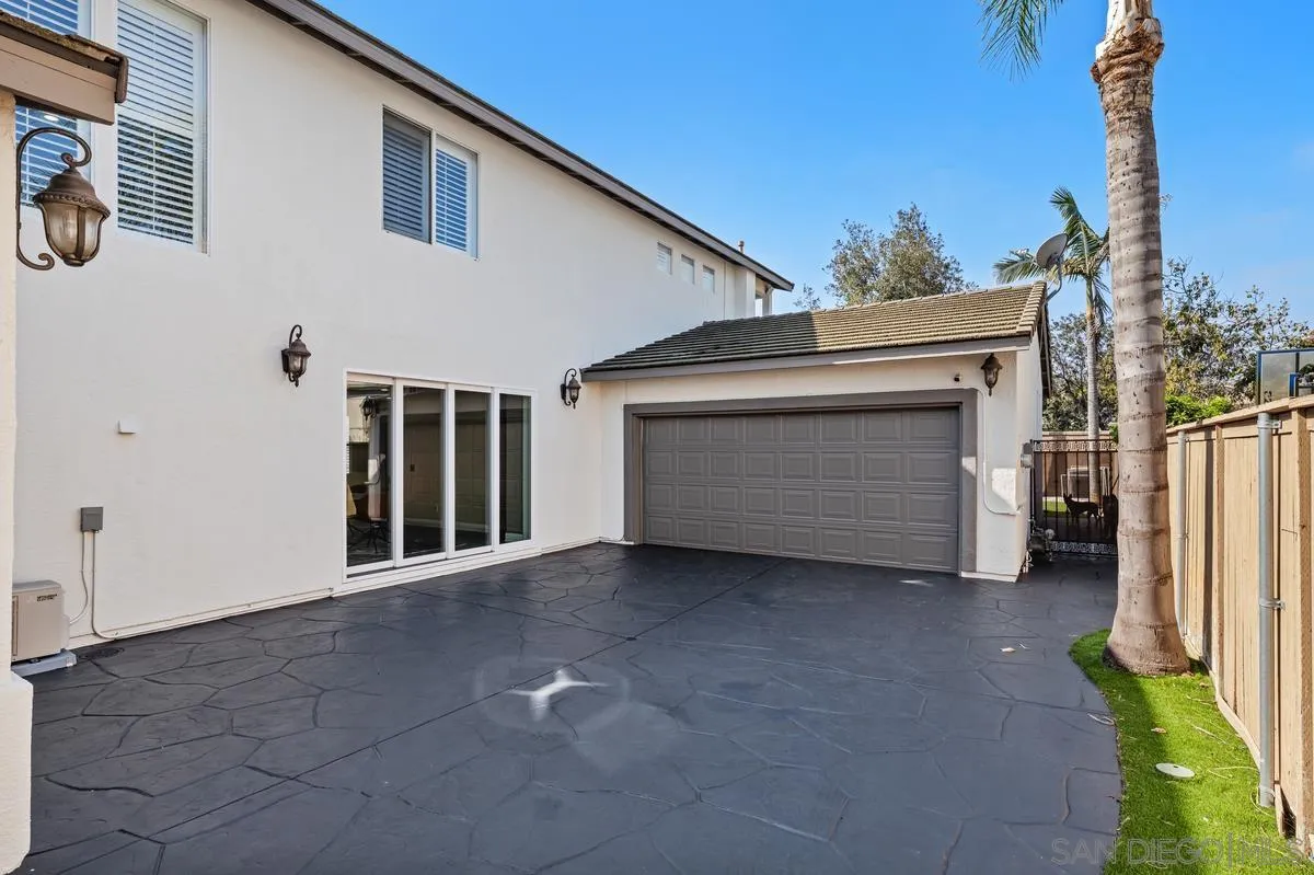 1382 Stoney Spring Court Chula Vista, CA 91913 - Photo 7 of 45