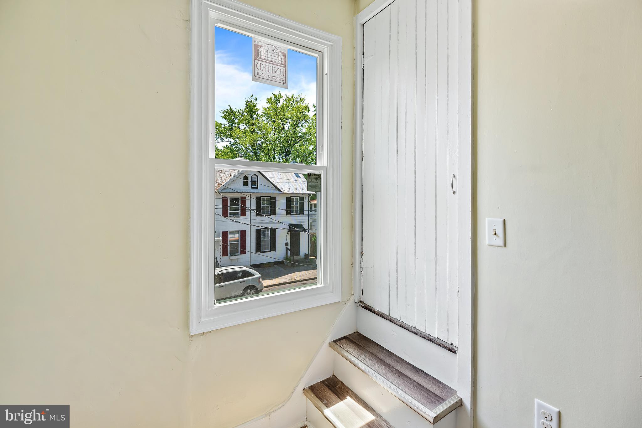 353 Madison Street Frederick, MD 21701 - Photo 8 of 22