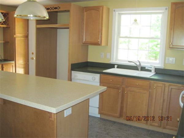 6 Valley View Circle Rutland, MA 01543 - Photo 3 of 4