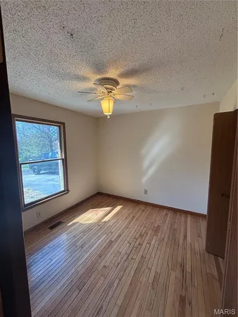$324,900 | 1546 Sugar Grove Road, Troy, MO 63379