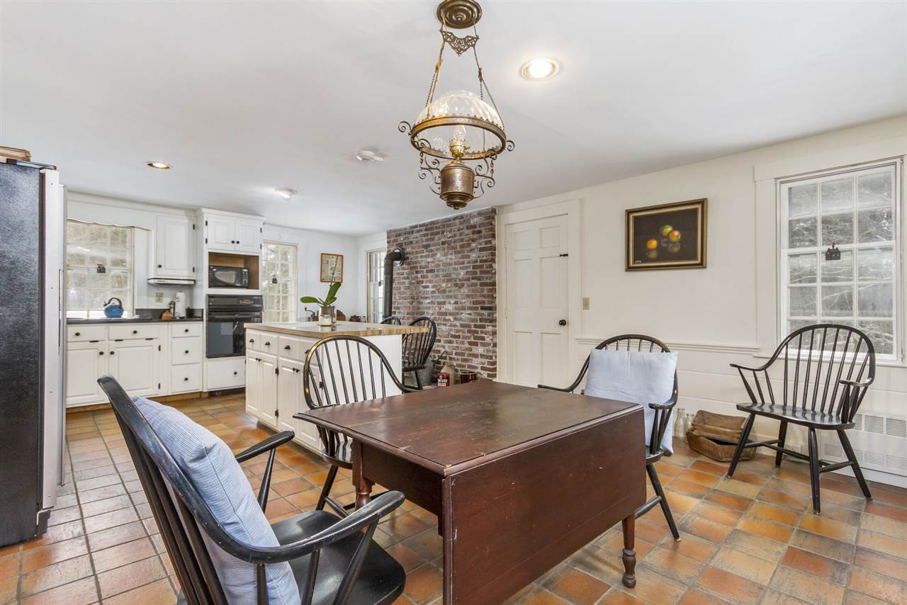 232 Boston Post Road Amherst, NH 03031 - Photo 13 of 40