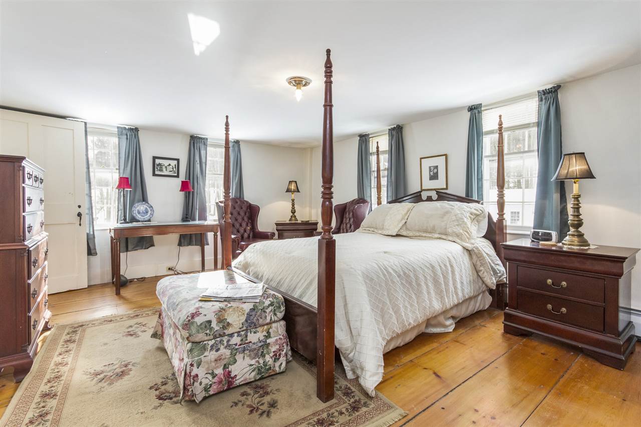 232 Boston Post Road Amherst, NH 03031 - Photo 28 of 40