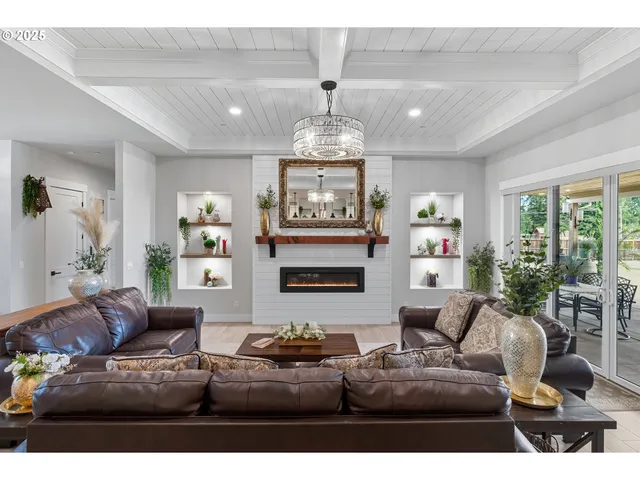 $1,499,990 | 10724 Chug Lane, Salem, OR 97303