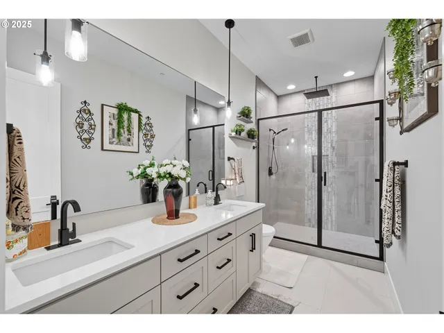 $1,499,990 | 10724 Chug Lane, Salem, OR 97303