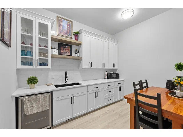 $1,499,990 | 10724 Chug Lane, Salem, OR 97303