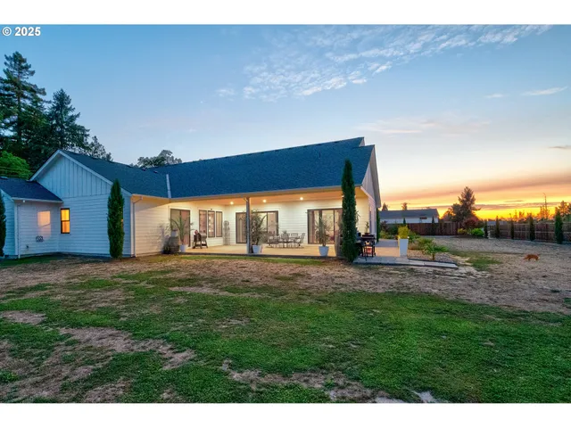 $1,499,990 | 10724 Chug Lane, Salem, OR 97303