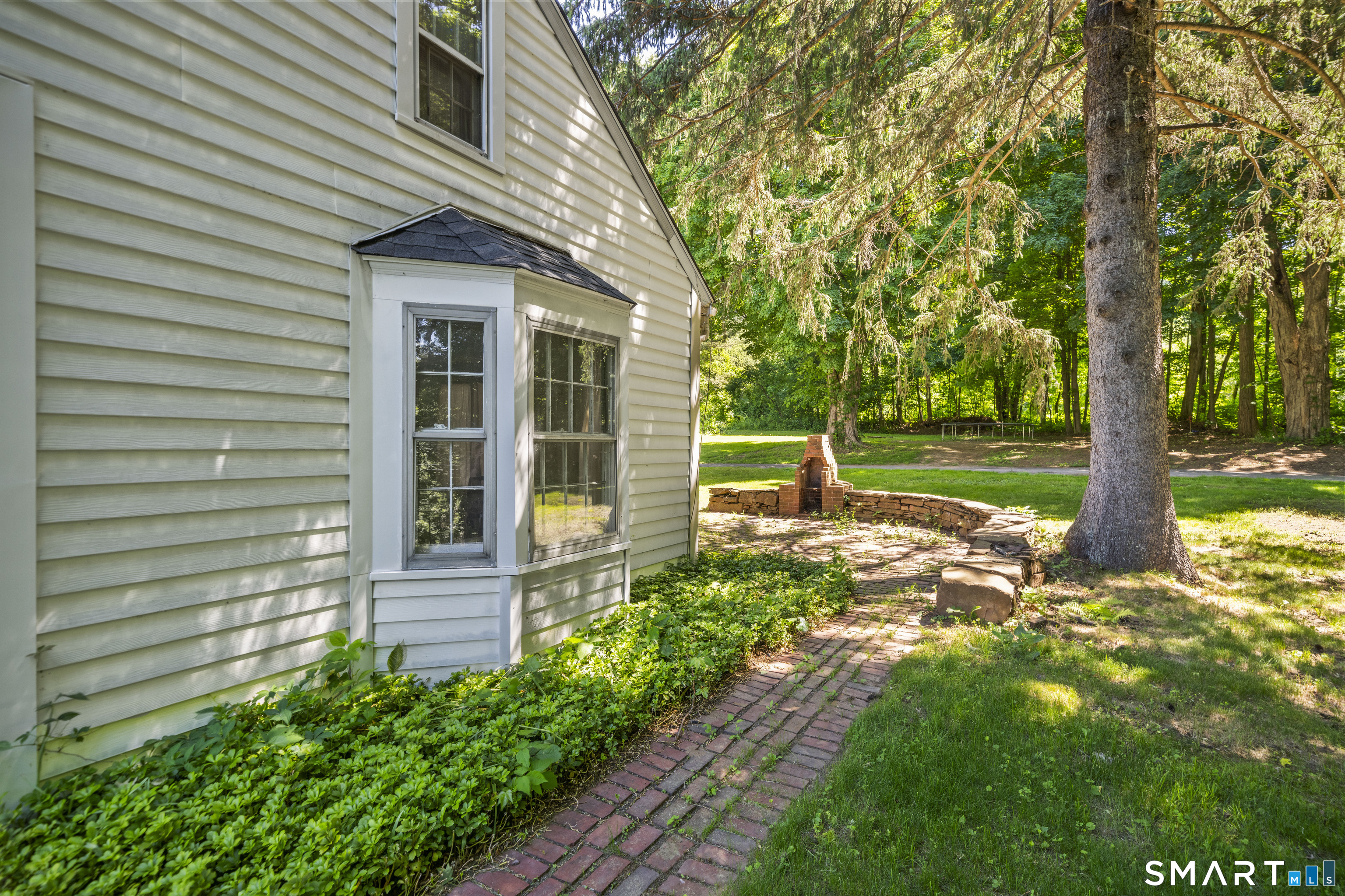 128 Terry's Plain Road Simsbury, CT 06070 - Photo 33 of 40