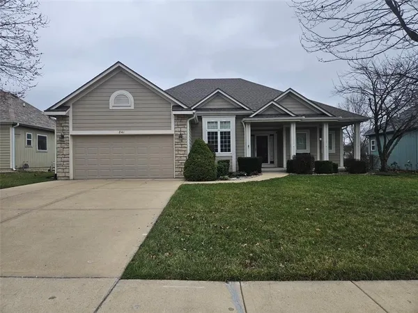 $375,000 | 841 East Lanesfield Street, Gardner, KS 66030