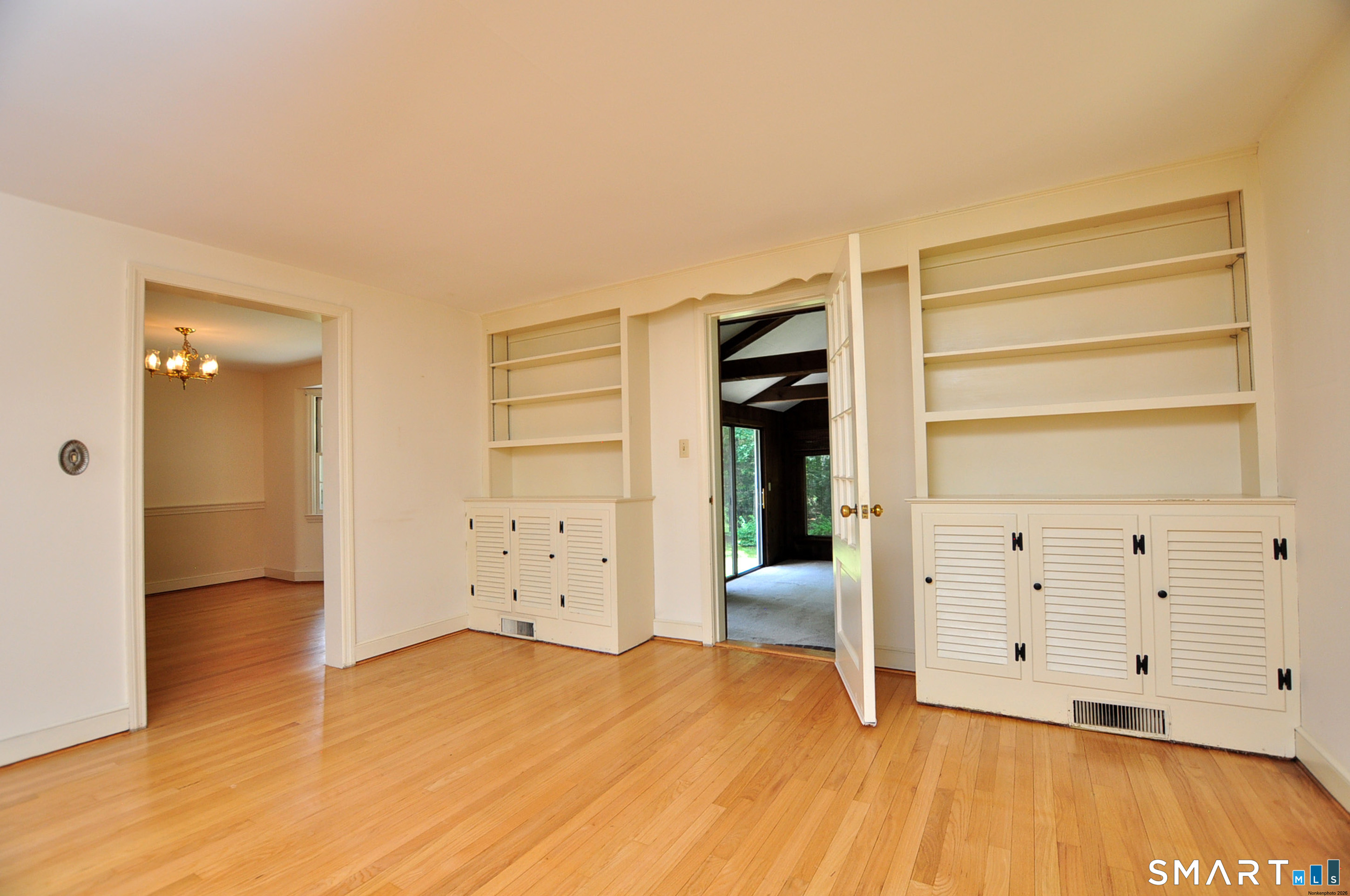 220 Arch Road Avon, CT 06001 - Photo 26 of 32