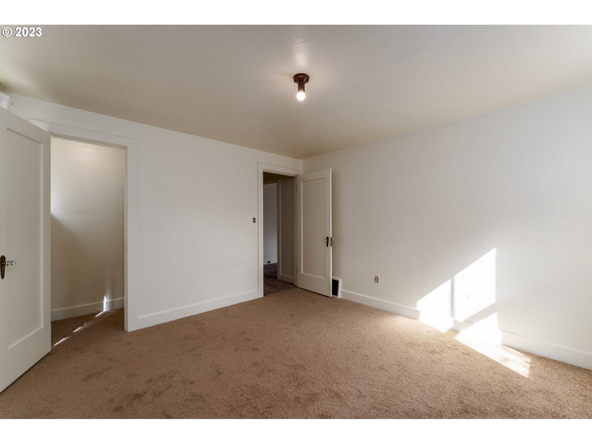 3148 Willamette Street Eugene, OR 97405 - Photo 20 of 31 a view of an empty room