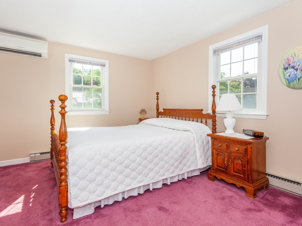 132 Hillcrest Road Waltham, MA 02451 - Photo 12 of 30 Gallery Image 12