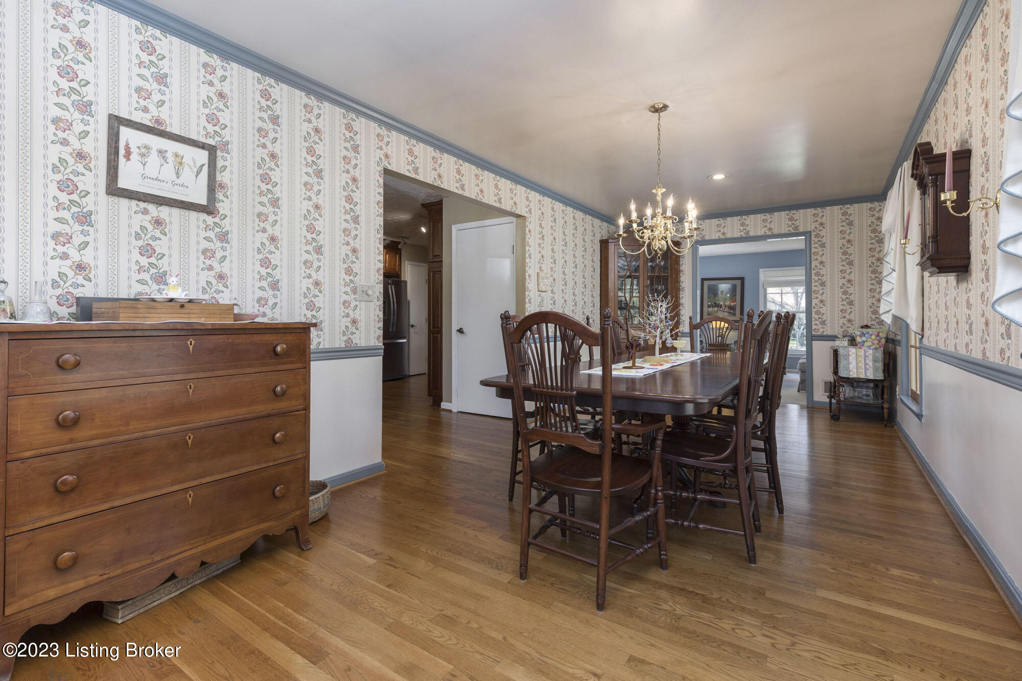 6601 Windhurst Road Louisville, KY 40207 - Photo 20 of 48 3C288535-C21E-4126-A10C-8D1ABDB06B3A