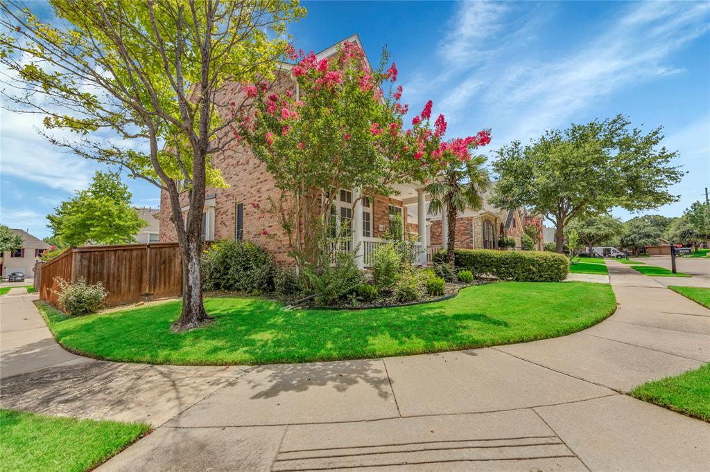 3920 Autumn Lane Bedford, TX 76021 - Photo 2 of 36