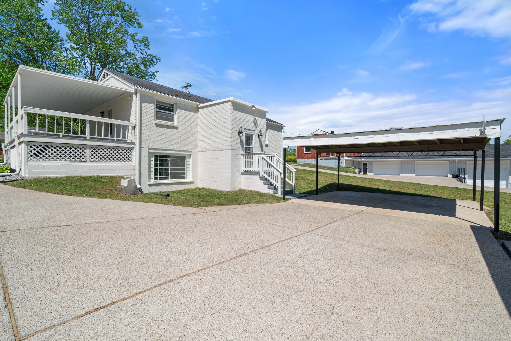 3926 East Ridge Drive Nashville, TN 37211 - Photo 32 of 38 a view of a building with a yard