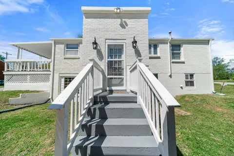 a view of front door and porch