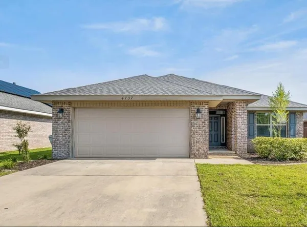 $325,000 | 4737 Ashley Pl Boulevard, Milton, FL 32571