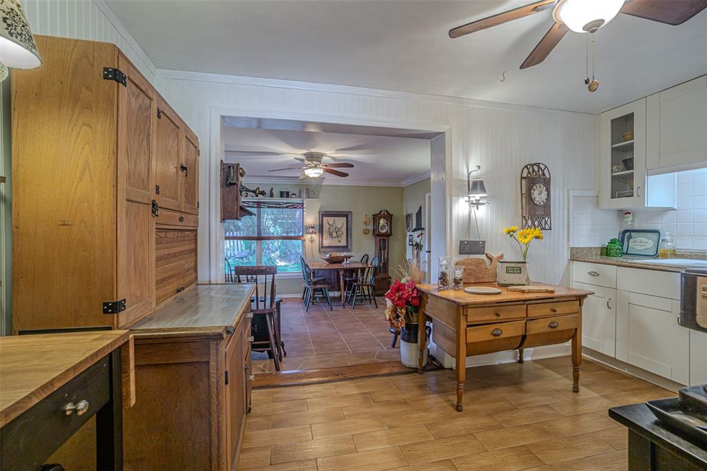 6302 Axelrod Road Tampa, FL 33634 - Photo 15 of 28 Gallery Image 15