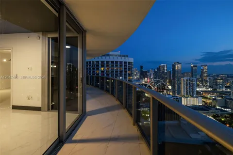 $1,000,000 | 488 Northeast 18th Street, Unit 4900, Miami, FL 33132
