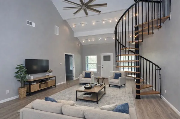 $330,000 | 400 South Guadalupe, Granger, TX 76530