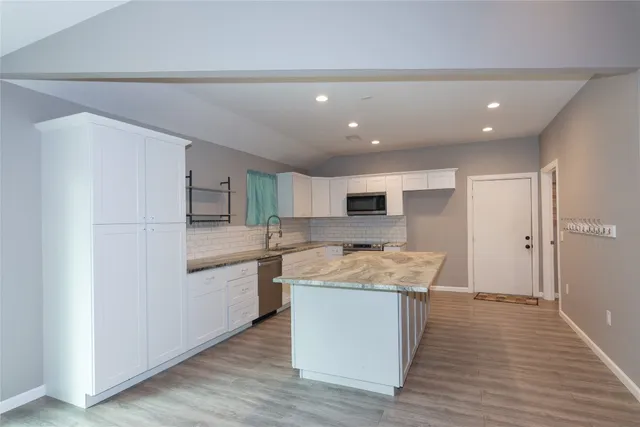 $359,000 | 400 South Guadalupe, Granger, TX 76530