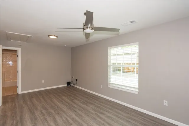 $359,000 | 400 South Guadalupe, Granger, TX 76530