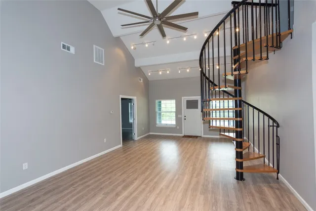 $359,000 | 400 South Guadalupe, Granger, TX 76530