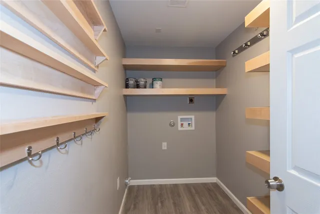 $359,000 | 400 South Guadalupe, Granger, TX 76530