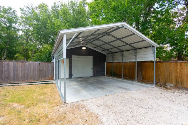 $359,000 | 400 South Guadalupe, Granger, TX 76530