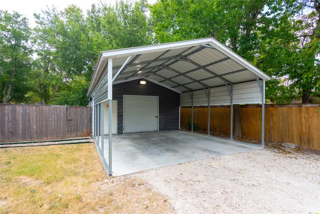 $339,000 | 400 South Guadalupe, Granger, TX 76530