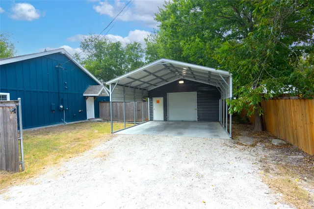 $339,000 | 400 South Guadalupe, Granger, TX 76530