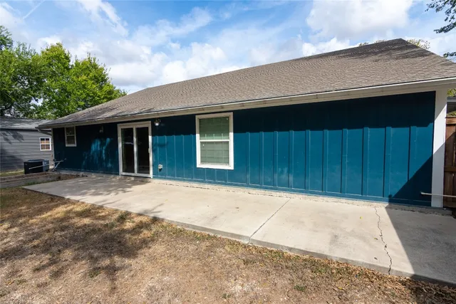 $359,000 | 400 South Guadalupe, Granger, TX 76530