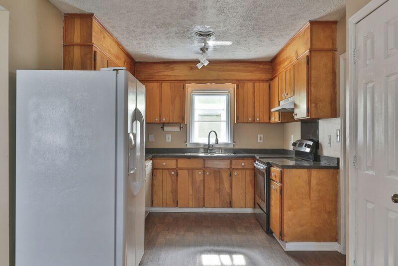 405 Elizabeth Avenue Rockingham, NC 28379 - Photo 20 of 27 23