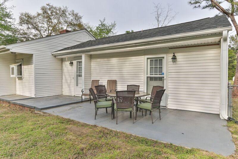 405 Elizabeth Avenue Rockingham, NC 28379 - Photo 25 of 27 29