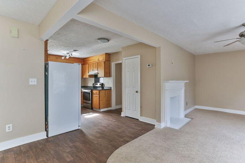 405 Elizabeth Avenue Rockingham, NC 28379 - Photo 3 of 27 3