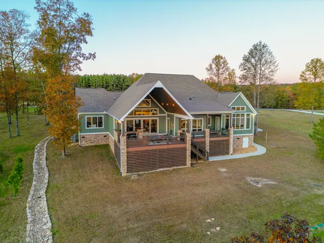 $1,790,000 | 750 River Bluffs Drive, Jasper, TN 37347