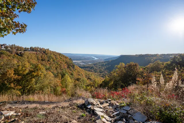 $1,790,000 | 750 River Bluffs Drive, Jasper, TN 37347