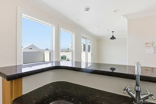 $1,695,000 | 458 11th Avenue, Unit 458, San Francisco, CA 94118