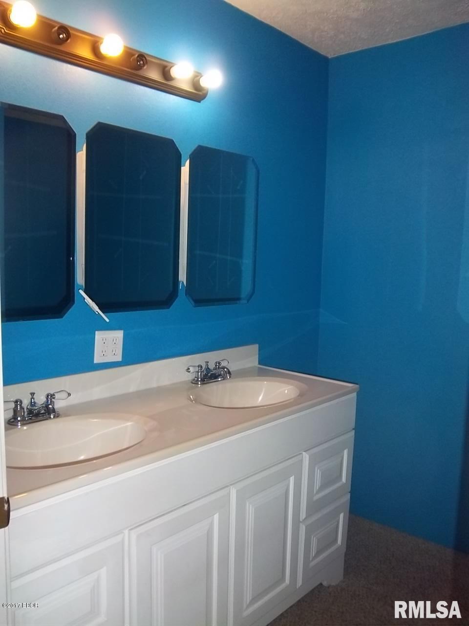 105 Liberty Road Harrisburg, IL 62946 - Photo 23 of 32
