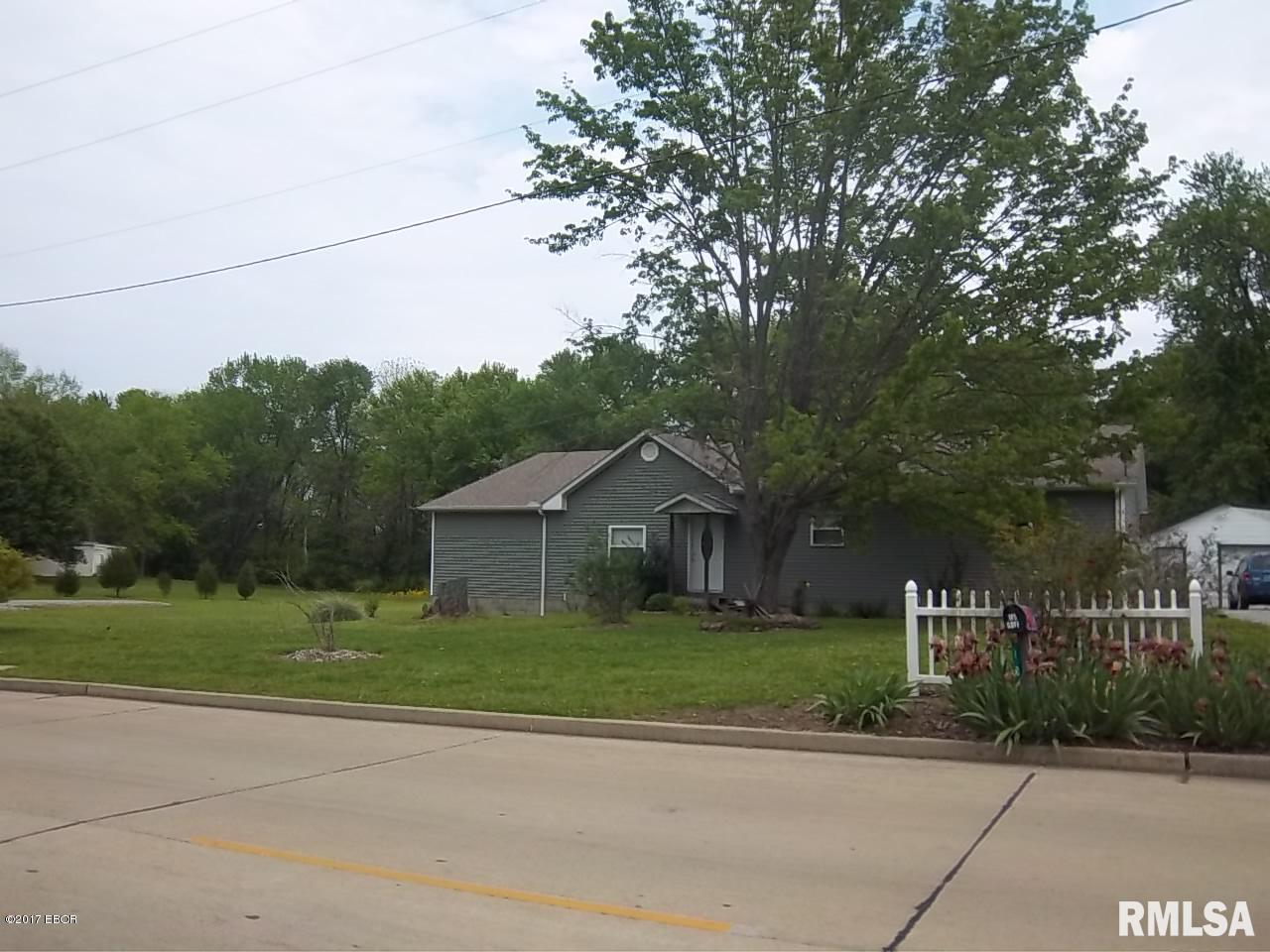 105 Liberty Road Harrisburg, IL 62946 - Photo 3 of 32