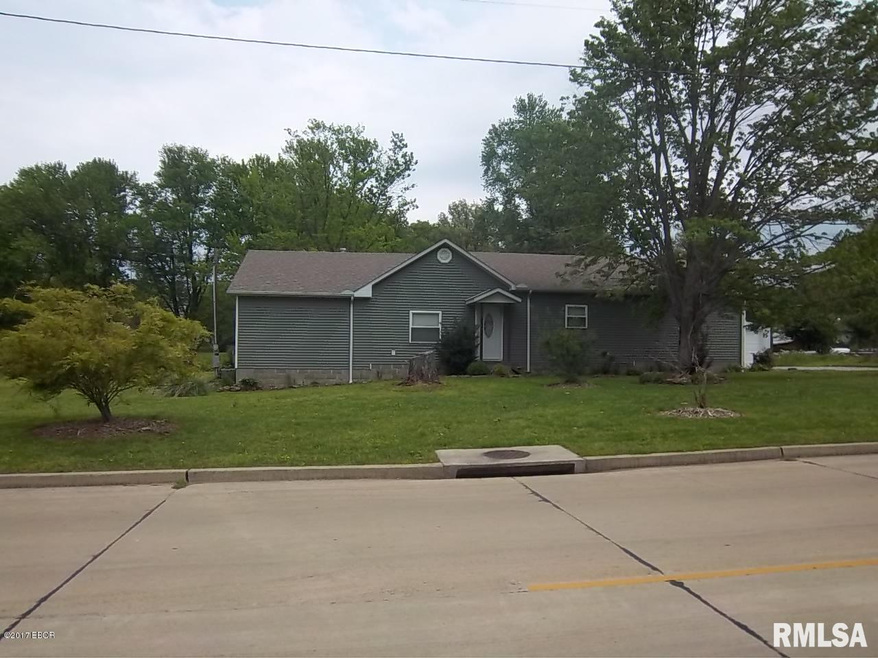 105 Liberty Road Harrisburg, IL 62946 - Photo 4 of 32